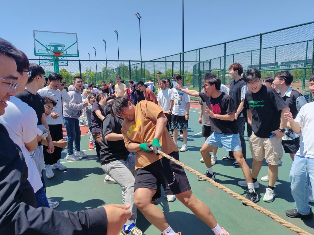 9778818威尼斯啟動(dòng)畢業(yè)紀(jì)念教育系列活動(dòng)